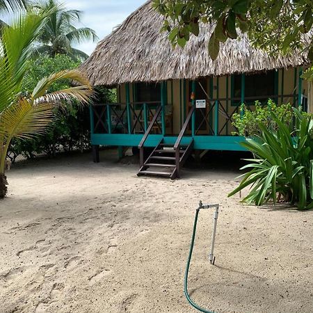 Вілла Heavens Gate Beach Bungalows Placencia Екстер'єр фото